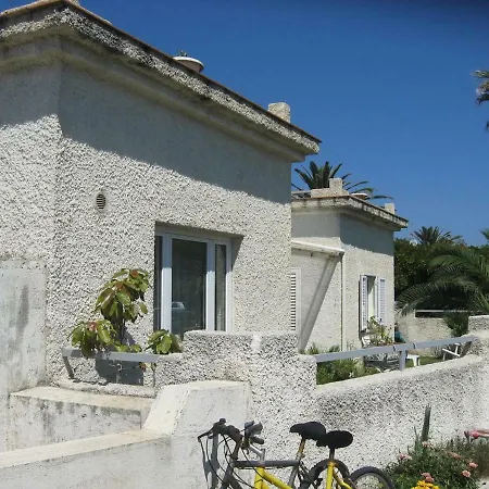Vakantiehuis Dama Villaggio Del Golfo