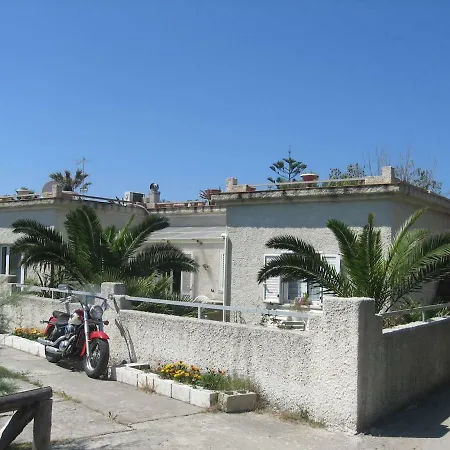 Tatil Evi Dama Villaggio Del Golfo